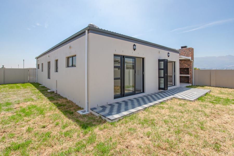 3 Bedroom Property for Sale in Honeydew Country Estate Western Cape